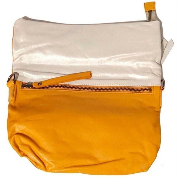 Latico Thandie Cross Body Bag 100% Leather Metal White Gold Removable Strap NWT - Picture 4 of 6